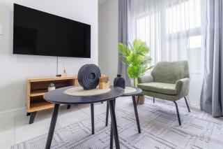 #AlimamaSpaces Akin's Greenlee Apartment - 1