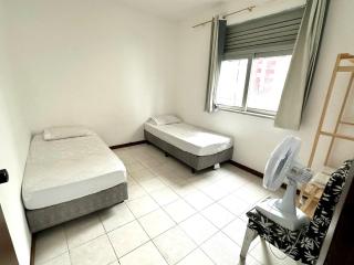 50 meters from Porto da Barra, comfort and convenience - 4