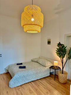 110 m2 4-Room Renovated Apartment - 6