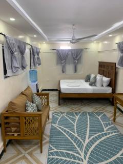 Fatnaish Rooftop Apartment - 2