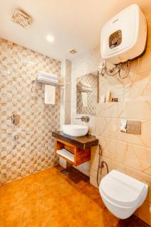 Hotel Classic Hills Bhagsunag Luxury Stay #Best Hotel in Mcleodganj #Mountain View Balcony Rooms #Spacious Parking #Prime Location in Dharamshala #Near Bhagsunag Waterfall #Top Selling Property in Mcleodganj - 8