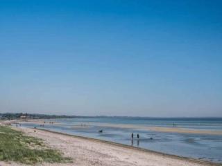 4 person holiday home in Glesborg-By Traum - 1