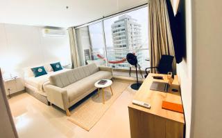 Blue Loft 14th floor with balcony overlooking the ocean and marina, Jacuzzi, Sauna, Turkish bath, swimming pool, gym, spa y bar - 2