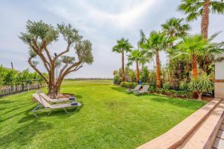 Villa 5 chambres ,piscine chauffée , transfert aéroport , petit déjeuner et ménage - 7