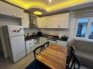 Kraliçe Apart Two - 3