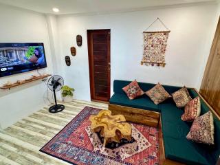 Araw Boutique - 7