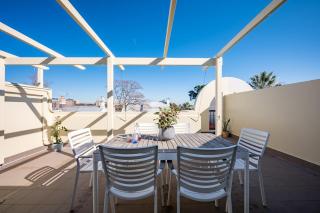 3 Bedroom 3-Level House near CBD & Sydney Uni - 3