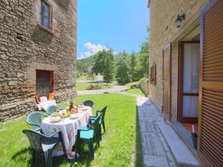Hill View Retreat w Pool - Apecchio - 6