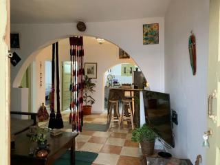 Panoramic Luxury 2BR Beach Access - 9