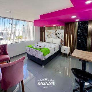 RAGAZZA Hotel Boutique - 9