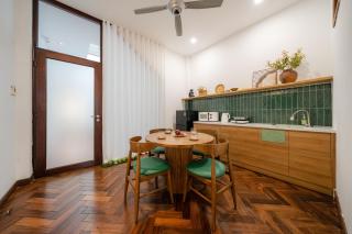 TH Saigon Boutique - 4