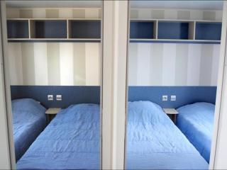 Mobil Home Confortable avec Terrasse pour 6 Personnes - API-1-52-394 - 9