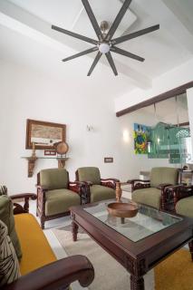 Alma Blanca - Colonial Loft in the Walled City - 4