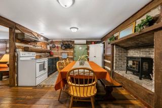 1830s Log Cabin - 5 Acres Near Mammoth Cave - Smiths Grove - 6