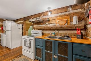 1830s Log Cabin - 5 Acres Near Mammoth Cave - Smiths Grove - 2