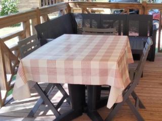 Mobil-home confortable avec terrasse pour 4 personnes - API-1-52-618 - 8