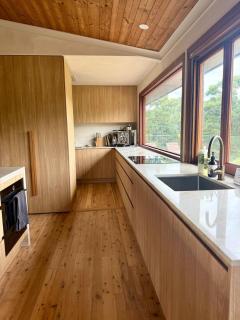 Private Treehouse Villa and Outdoor Bath - Kin Kin - 4