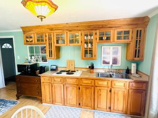 Cici's Guest House - 5