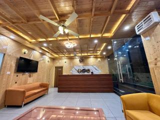 The Chail Pine Orchard Resort - 6