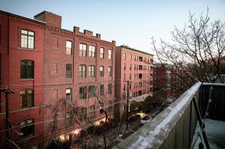 3BR Townhouse with Private Rooftop - 9