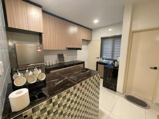 Pangkor Villa 16 Homestay 4Rooms 3Bathroom Free WIFI & Karaoke - 3