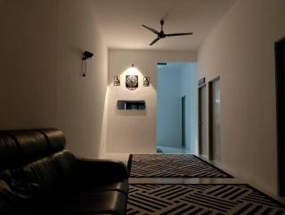 Nazana Homestay - Batu Gajah - 0