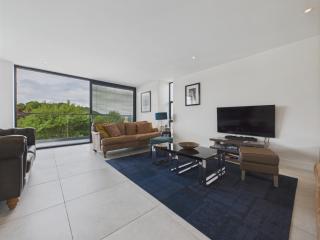 Oakwood House - Matlock - 3