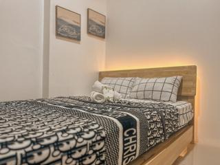 Cozy Condo in Mandaluyong with Balcony, Pool &Netflix - 8