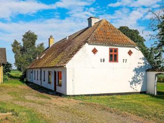Rustic Farmhouse Getaway - By Traum Ferienwohnungen - 9