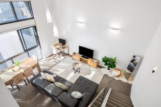 Foundry Top Floor 2BR Loft Parking & Workspace - Melbourne - 8