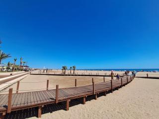Appartement refait à neuf, climatisé, en rez-de-jardin, à 30 secondes de la plage - 5