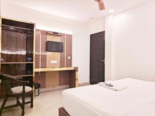 Hotel Apple Villa - New Delhi - 5