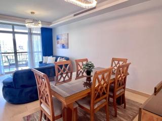 CFC Premium 2BR Apartment- Garden View - 6