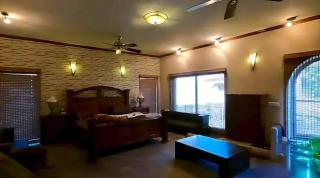 Swastipura Lounge - - 8