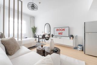 StayShort - JVC apartment for 2 people with Swimming Pool - 0