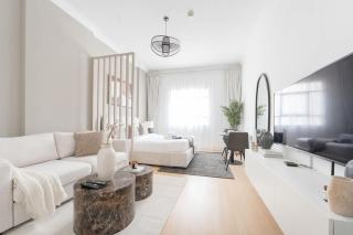 StayShort - JVC apartment for 2 people with Swimming Pool - 8