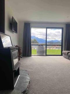 House in central Glenorchy - Glenorchy - 9