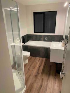 House in central Glenorchy - Glenorchy - 2
