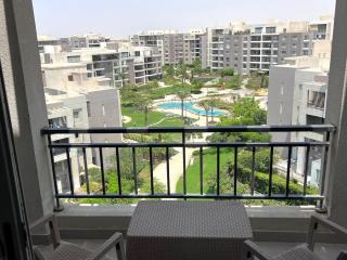CFC, spacious, Cozy 2BR Apt , Clubhouse nearby - 4