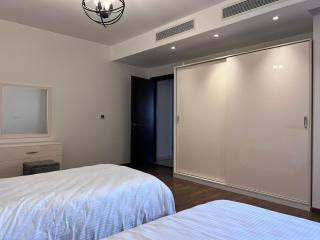 CFC, spacious, Cozy 2BR Apt , Clubhouse nearby - 1