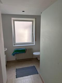 Quiet Family Apartment - 10 min to Center & Oktoberfest - Free Parking - near Nymphenburg Palace & Botanical Garden - 3