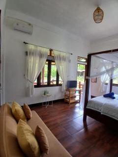 Sumatra Cheeky Monkeys Villa, Trekking and Tours - 3