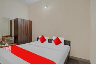 Hotel O Chalukya Comforts - 8