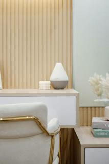 Stylish 1BR at Air Res Makati - Manila - 2