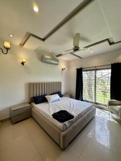Spacious, Furnished, 3-Bedrooms Home in Dha Lahore - Lahore - 2