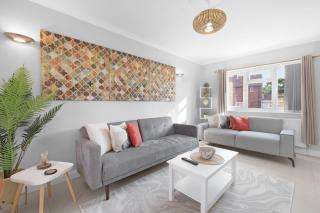 Keel Drive Modern 3-Bedroom, 2-Bathroom Home - Slough - 8