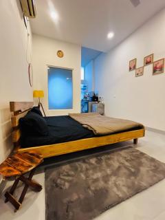 Cozy Studio by HoodSquare- NXone, 15 mins from Central Noida - Jāmb - 0