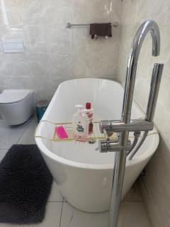 Bihira AirB&B - Gaborone - 6