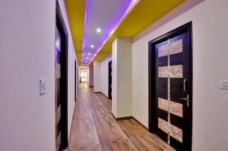 Collection O Daivik Sunset Suites - 4