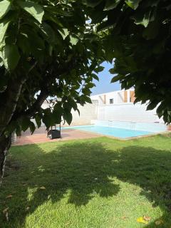Chalet familiar barbacoa y piscina - 6